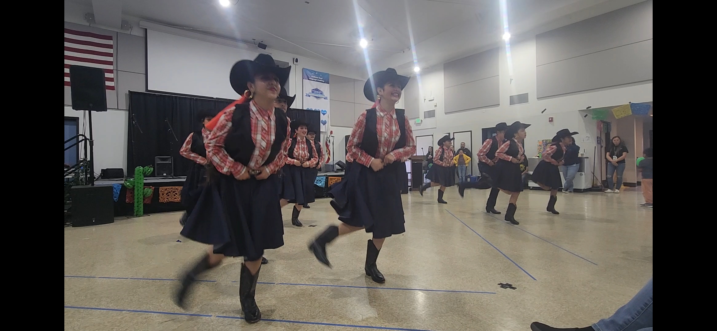Estudiantes de HDLA organizan evento cultural | BenitoEnlace